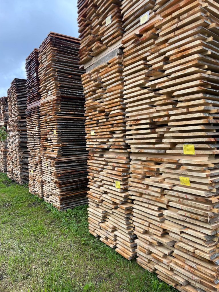 Cherestrea din depozit